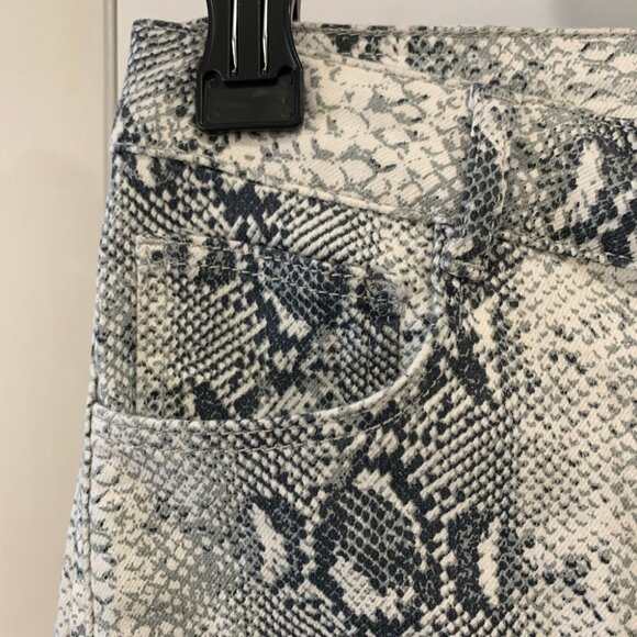 Subdued Snake Print Skinny Jeans - Picture 3 of 7